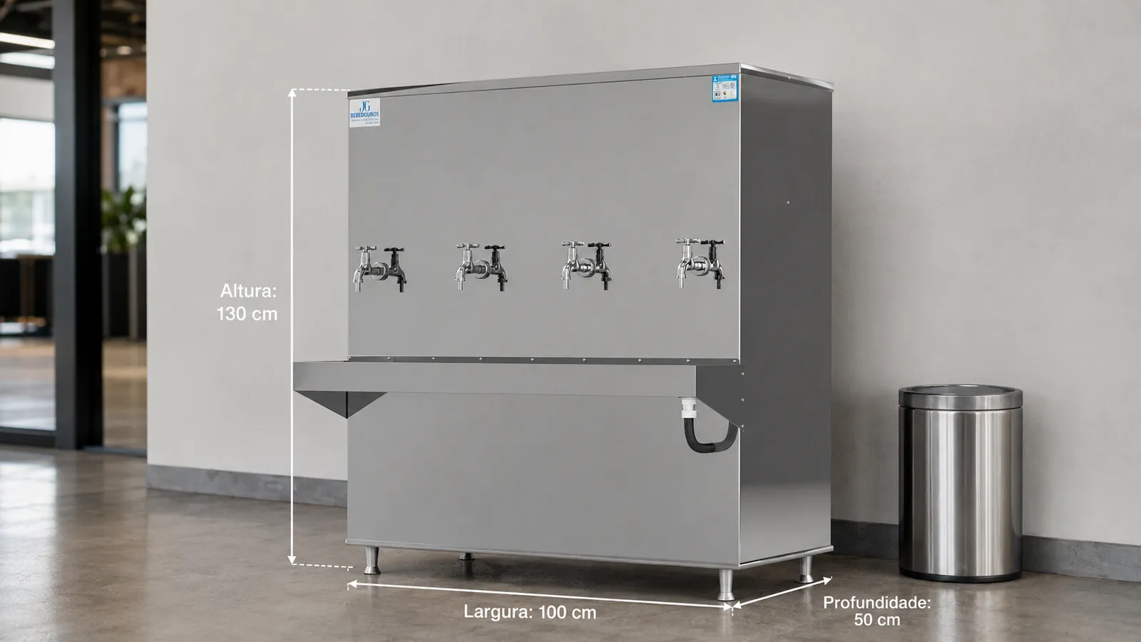 Medidas do bebedouro industrial Slim 200 litros JG: 100 cm de largura, 50 cm de profundidade e 130 cm de altura